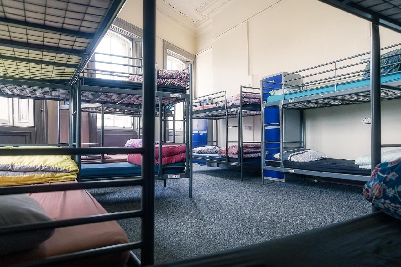 Princes Street Hostal *